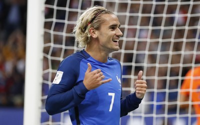 艾尚体育评论-绝杀！C罗补射破门